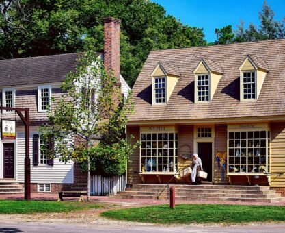 Charming family home for sale in Mount Prospect, Illinois